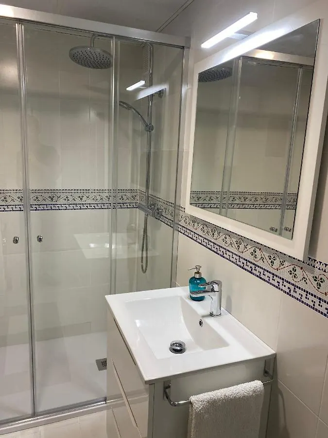 Apartamento ¡NUEVO! Zona tranquila cerca de la playa de La Carihuela Torremolinos